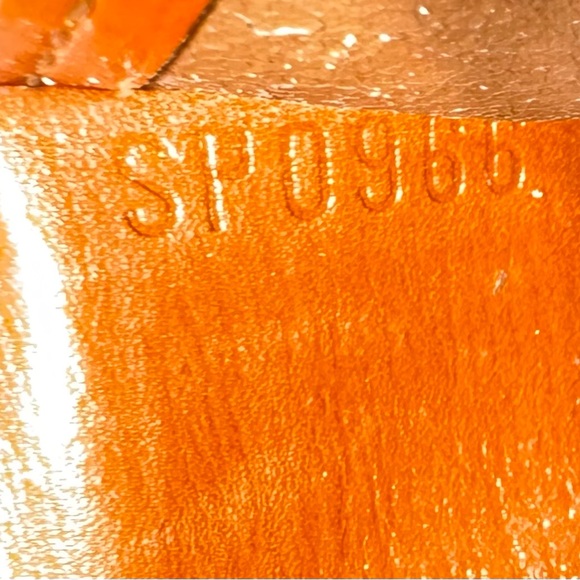 Louis Vuitton Epi Leather Elise Gold Wallet - Picture 8 of 13